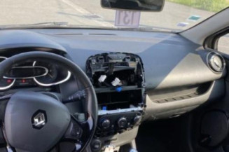 Plage arriere RENAULT CLIO 4
