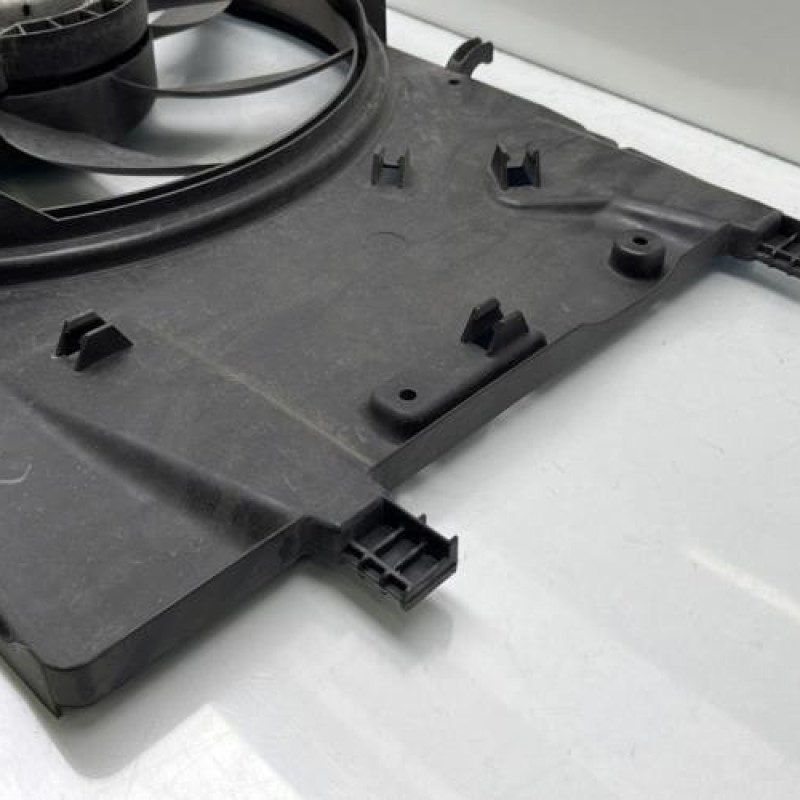 Moto ventilateur radiateur OPEL CORSA E Photo n°5