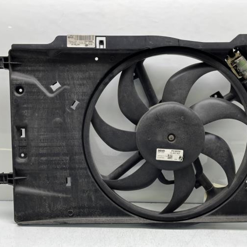 Moto ventilateur radiateur OPEL CORSA E Photo n°6