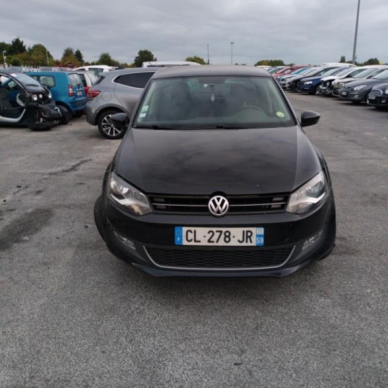 VOLKSWAGEN POLO 5 PHASE 1 1.6 TDI - 16V TURBO Photo n°6