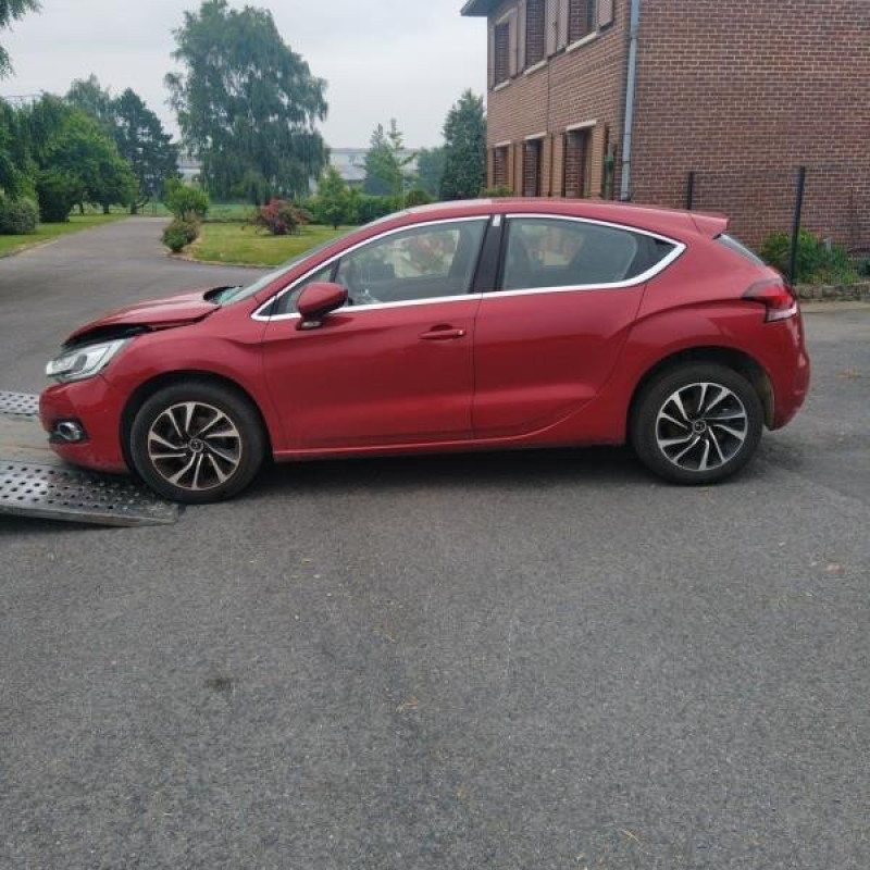 DS DS4 1 PHASE 1 1.6 BLUE HDI - 8V TURBO Photo n°4