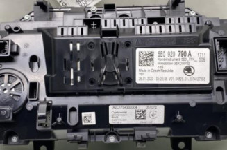 Compteur SKODA OCTAVIA 4