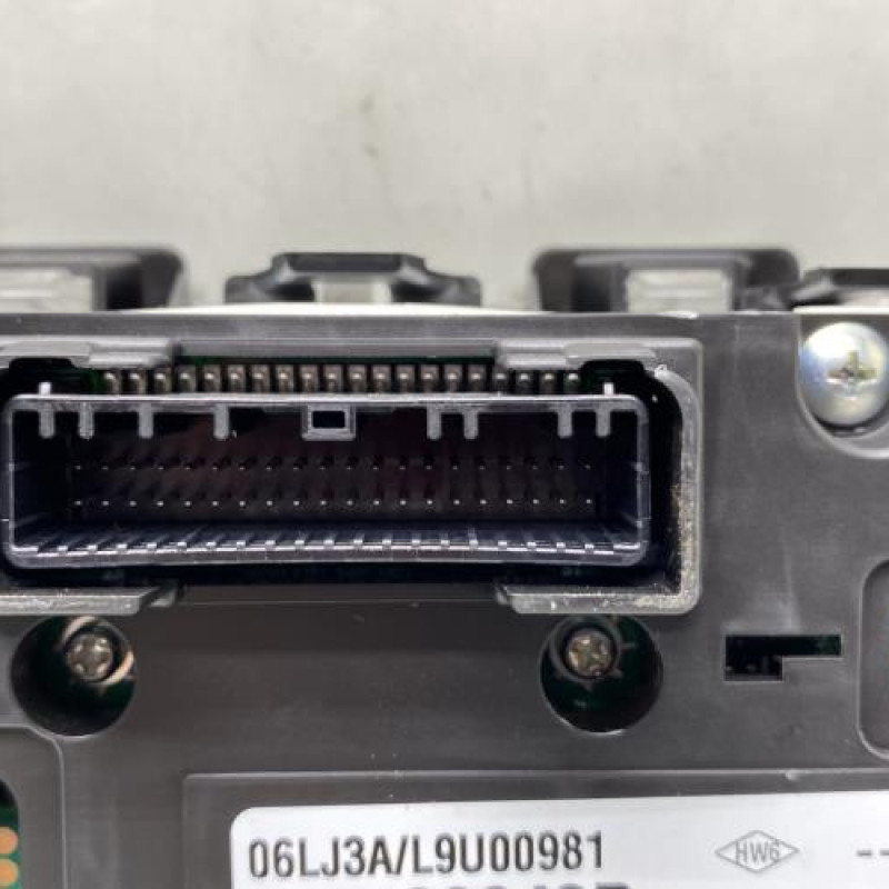 Compteur RENAULT CLIO 5 Photo n°4