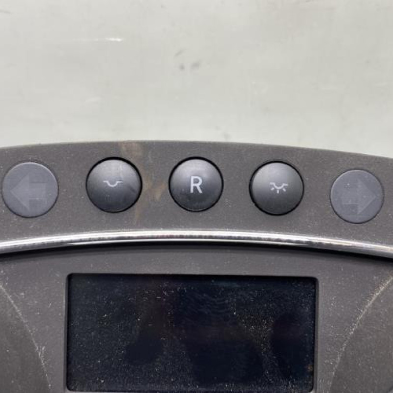 Compteur MERCEDES CLASSE R 251 Photo n°2