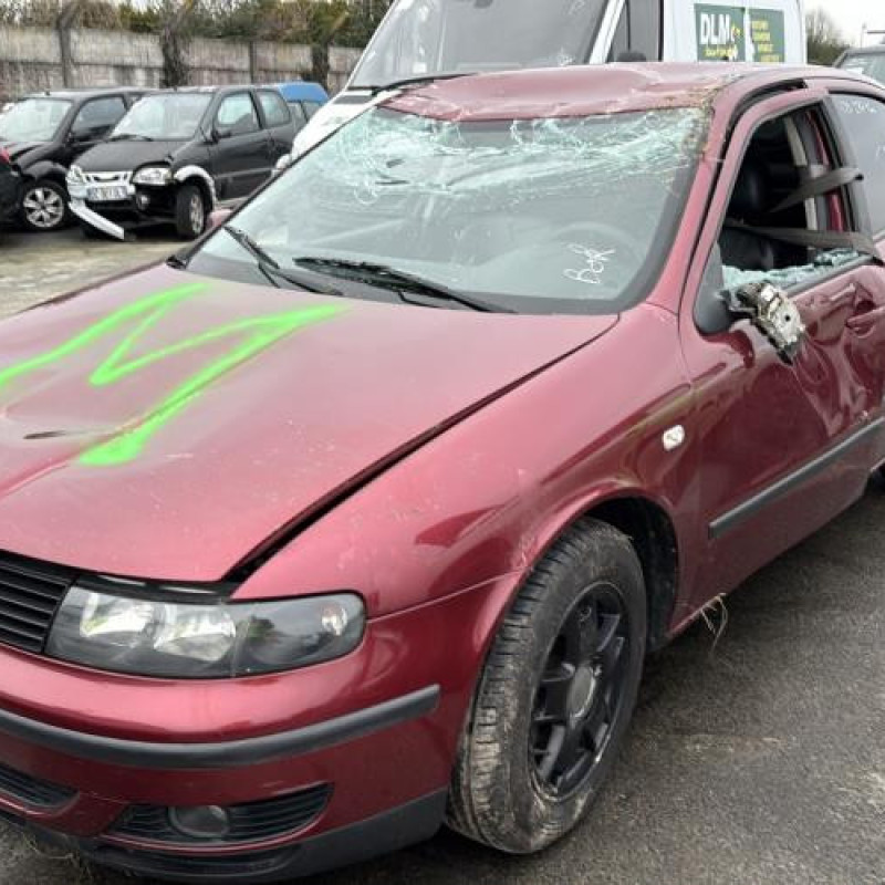 Pare choc arriere SEAT LEON 1 Photo n°7