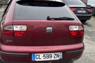 Pare choc arriere SEAT LEON 1