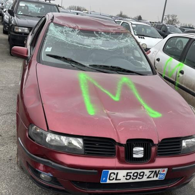 Pare choc arriere SEAT LEON 1 Photo n°14