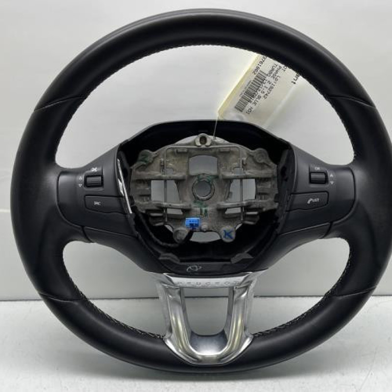 Volant PEUGEOT 208 1 Photo n°1