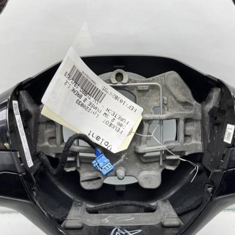 Volant PEUGEOT 308 2 SW Photo n°4