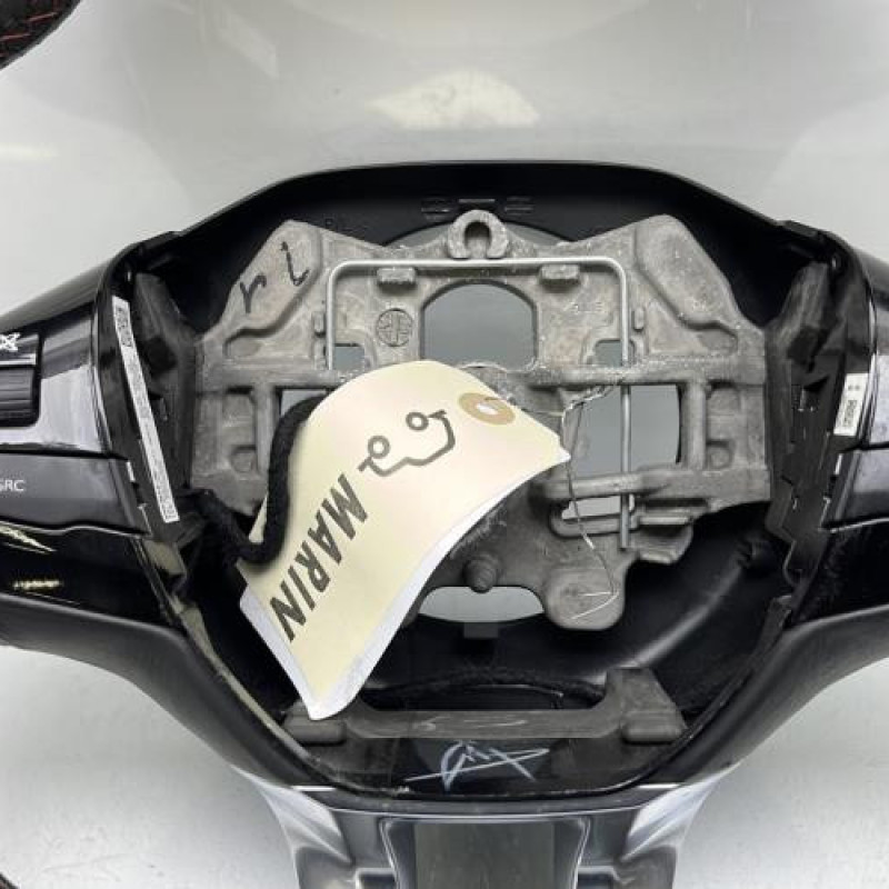 Volant PEUGEOT 308 2 SW Photo n°6