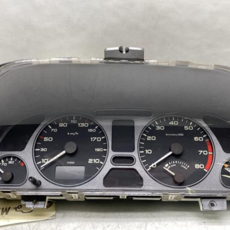 Compteur PEUGEOT 306 Photo n°1