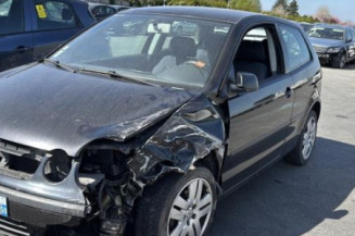 Retroviseur gauche VOLKSWAGEN POLO 4