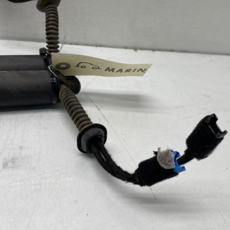 Verin de coffre BMW SERIE 2 F45 ACTIVE Photo n°4