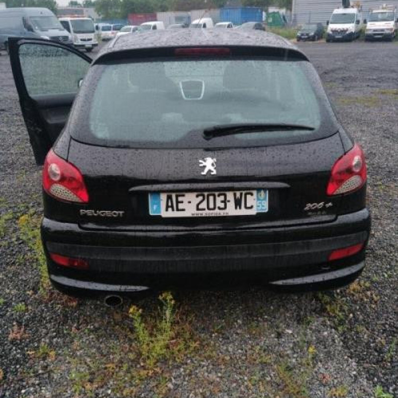 Aile avant droit PEUGEOT 206+ Photo n°9