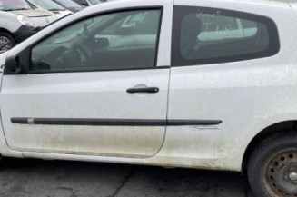 Aile avant droit RENAULT CLIO 3