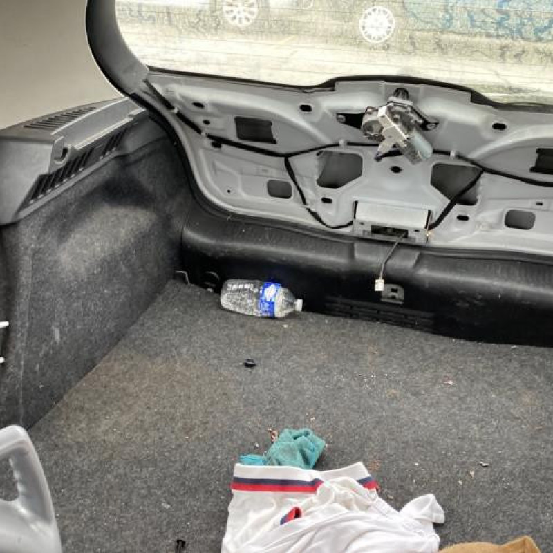 Aile avant droit RENAULT CLIO 3 Photo n°15