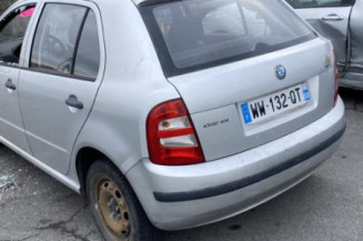 Aile avant droit SKODA FABIA 1