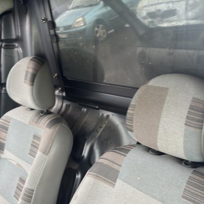 Calandre RENAULT KANGOO 1 Photo n°11