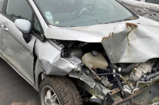 Trappe d'essence FORD FIESTA 6