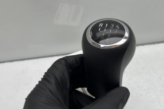 Pommeau de vitesses OPEL CORSA E Photo n°1