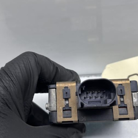 Radar anti-collision  VOLKSWAGEN GOLF 7