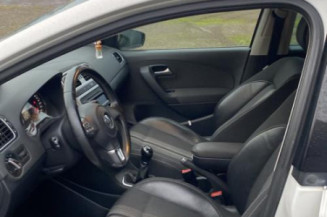 Pommeau de vitesses VOLKSWAGEN POLO 5
