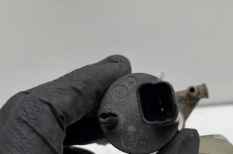 Pompe lave glace avant RENAULT ARKANA