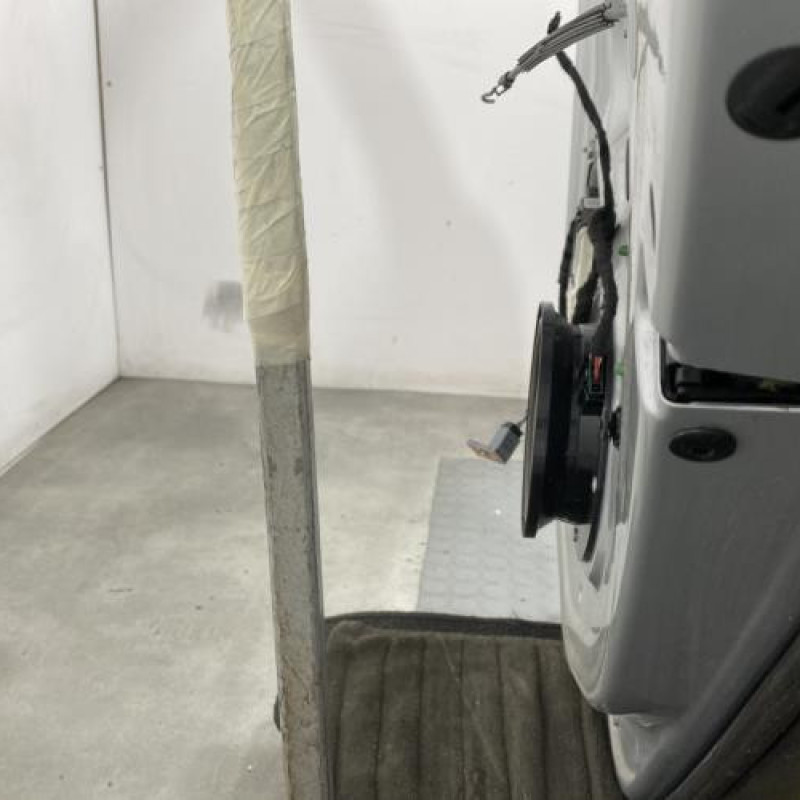 Porte arriere droit VOLKSWAGEN GOLF 5 Photo n°5
