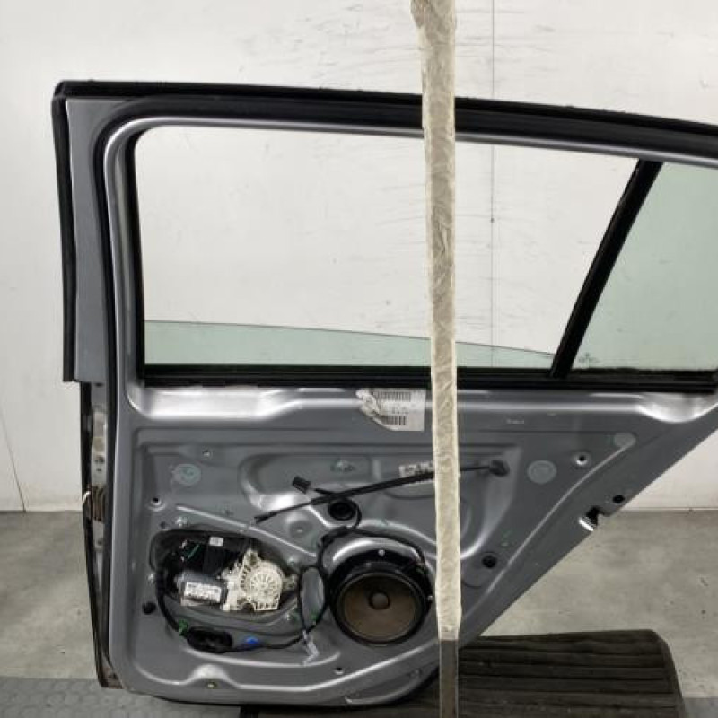 Porte arriere droit VOLKSWAGEN GOLF 5 Photo n°6
