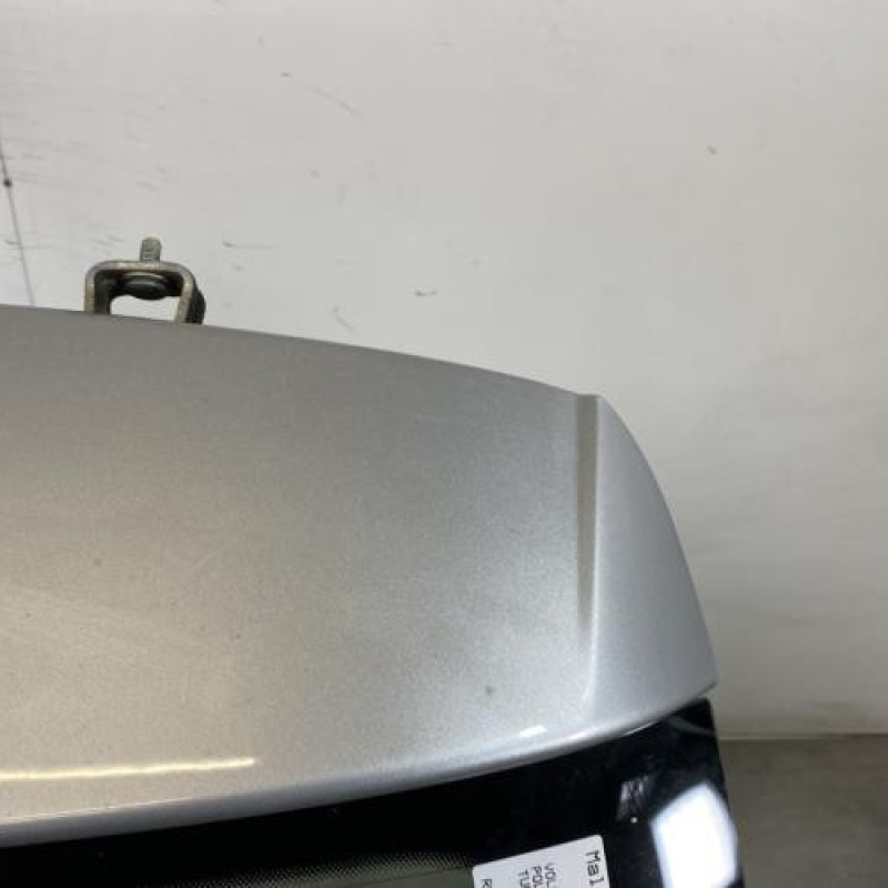 Malle/Hayon arriere VOLKSWAGEN POLO 5 Photo n°3