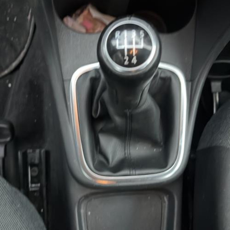 Malle/Hayon arriere VOLKSWAGEN POLO 5 Photo n°19