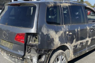 Vitre arriere droit VOLKSWAGEN TOURAN 2