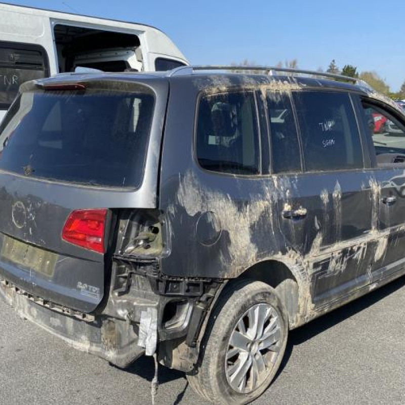 Vitre arriere droit VOLKSWAGEN TOURAN 2 Photo n°7