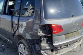 Vitre arriere droit VOLKSWAGEN TOURAN 2