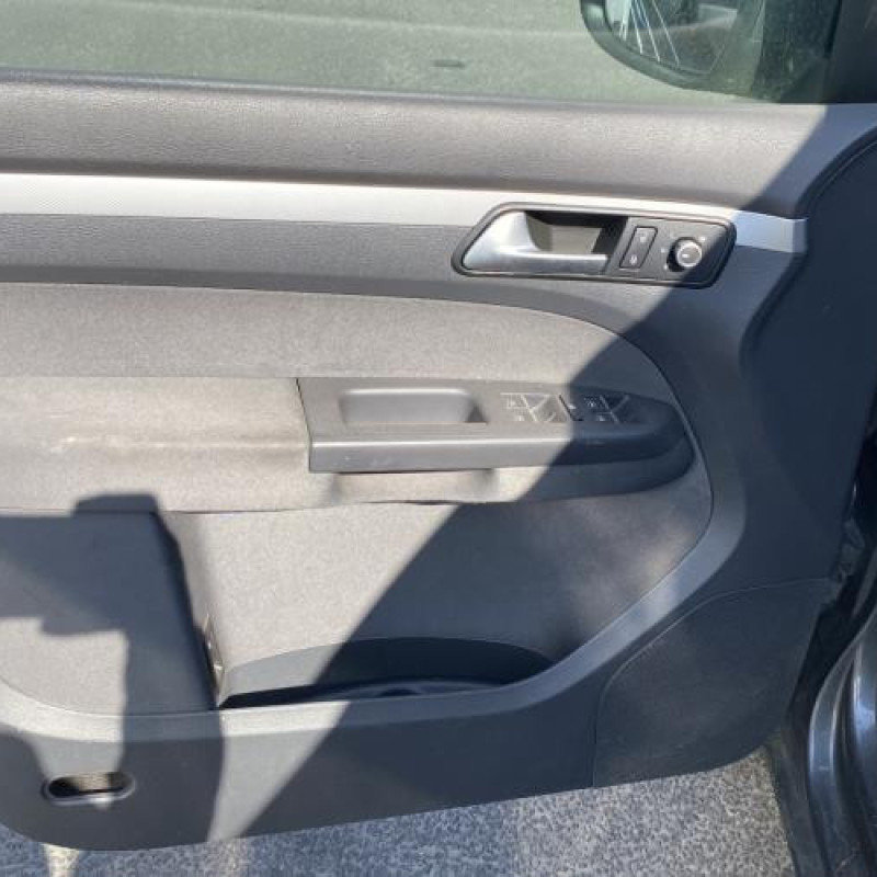 Vitre arriere droit VOLKSWAGEN TOURAN 2 Photo n°13