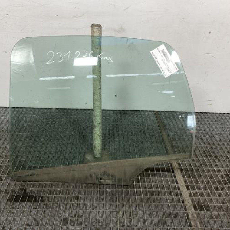 Vitre arriere gauche CITROEN C3 1 Photo n°1