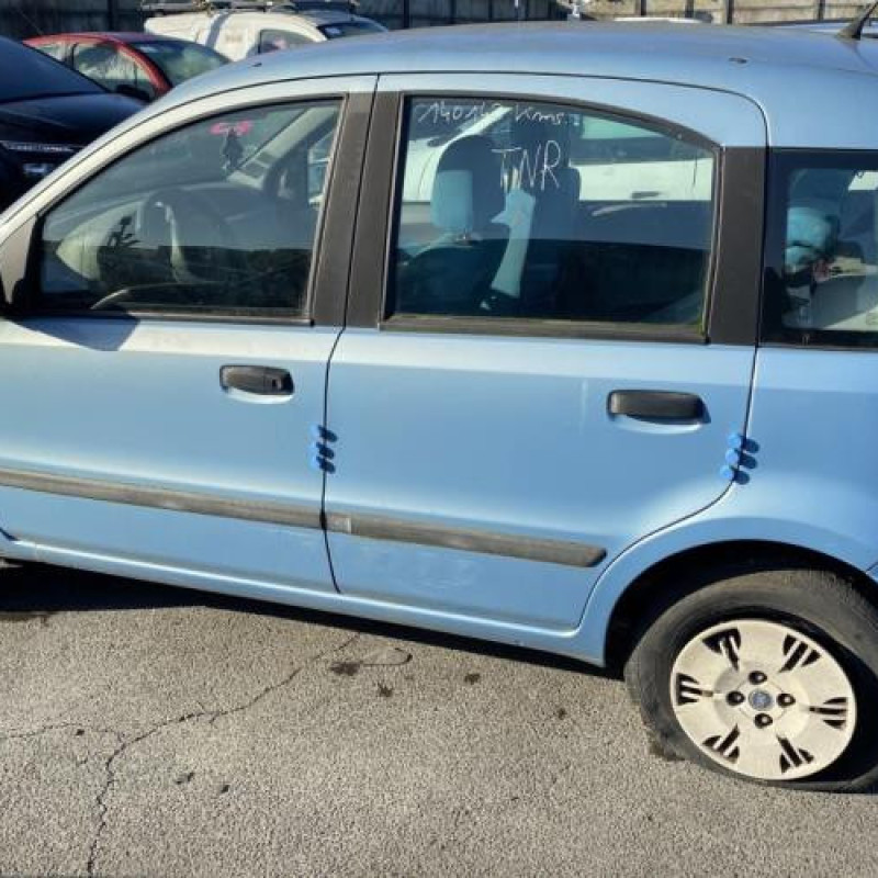 Vitre arriere droit FIAT PANDA 2 Photo n°6
