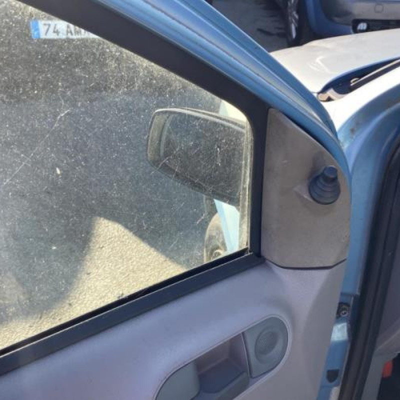 Vitre arriere droit FIAT PANDA 2 Photo n°8