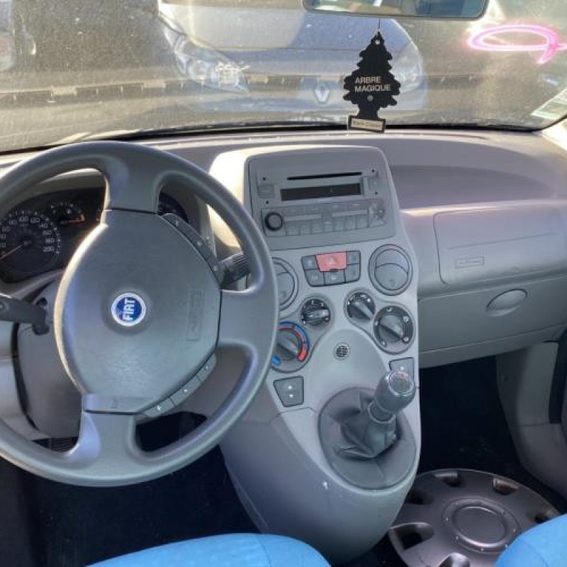 Vitre arriere droit FIAT PANDA 2 Photo n°9