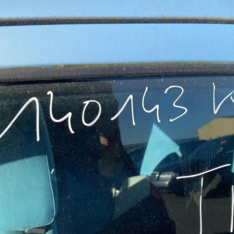 Vitre arriere droit FIAT PANDA 2 Photo n°16