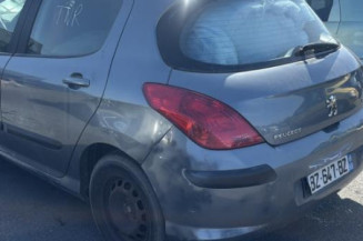 Vitre avant droit PEUGEOT 308 1