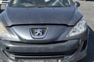 Vitre avant droit PEUGEOT 308 1