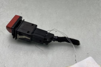 Bouton de warning AUDI A3 2