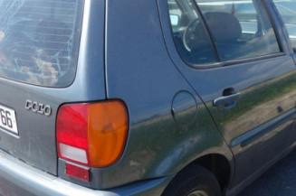 Glace retroviseur droit VOLKSWAGEN POLO 3