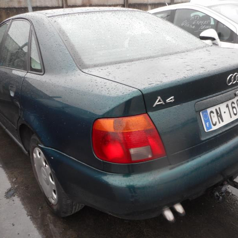 Glace retroviseur droit AUDI A4 1 Photo n°4