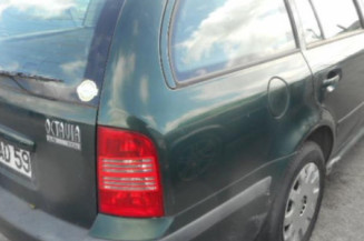Glace retroviseur droit SKODA OCTAVIA 1