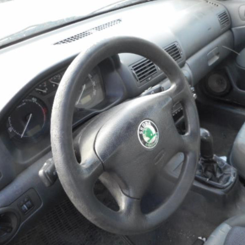 Glace retroviseur droit SKODA OCTAVIA 1 Photo n°5