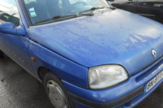Glace retroviseur droit RENAULT CLIO 1