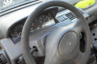 Glace retroviseur droit RENAULT CLIO 1