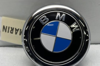 Bouton de coffre BMW SERIE 1 F21 Photo n°1